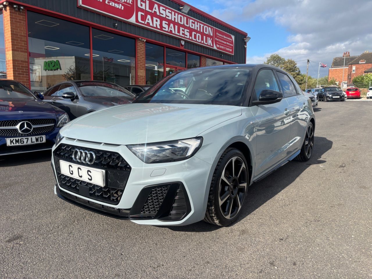 2022 Audi A1